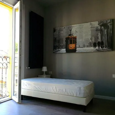 Casa Gluck ميلان